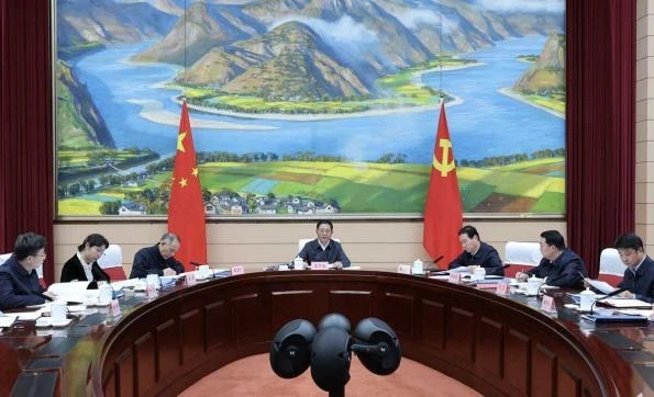 省政府召开党组会议常务会议传达学习习近平总书记重要讲话重要指示精神，研究经济运行、安全生产、常态化帮扶等工作王予波主持